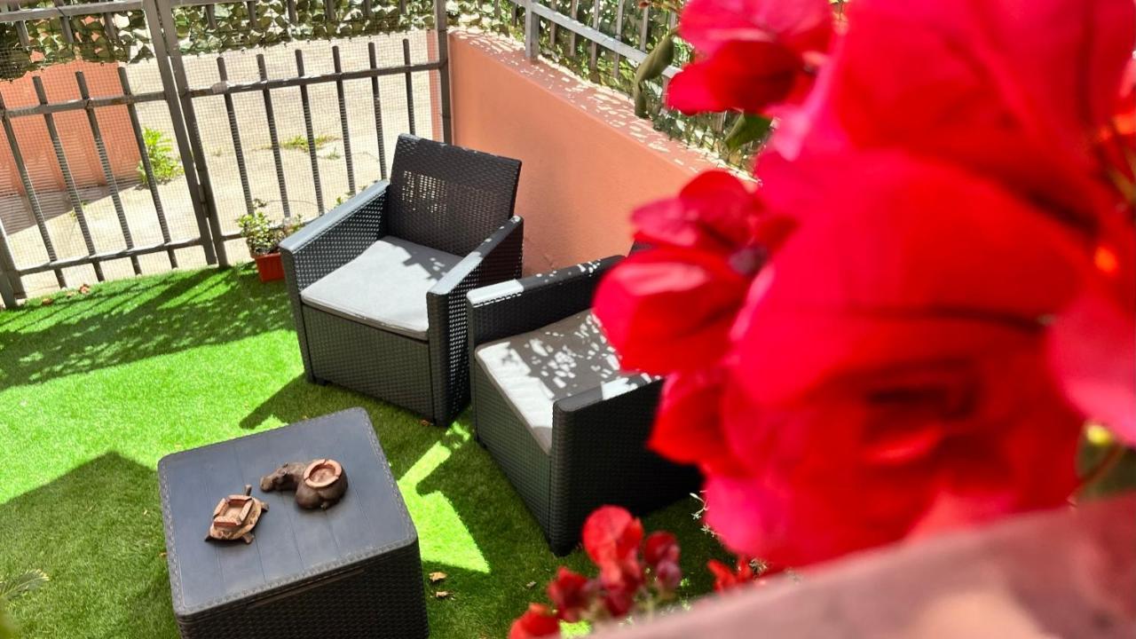 Bougainvillea Home - Ospedale Policlinico Монсеррато Экстерьер фото